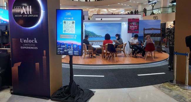 sewa tv portrait di surabaya